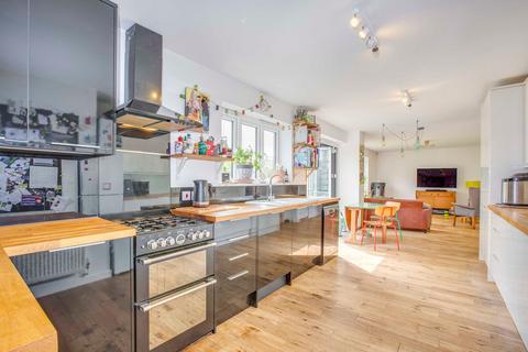 4 bedroom detached house for sale, The Croft, Aylesbury HP17