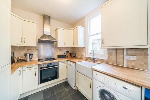 257 Derinton Road, London, SW17 8JD