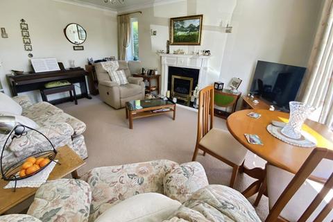 2 bedroom apartment for sale, The Willows, Woodacres Court, Wilmslow