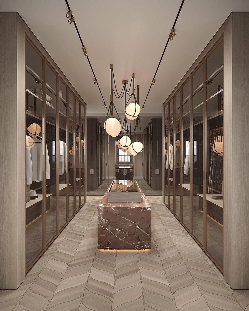 Walk In Closet