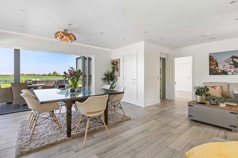 5 bedroom detached house for sale, Woodend Lane, Ongar CM5