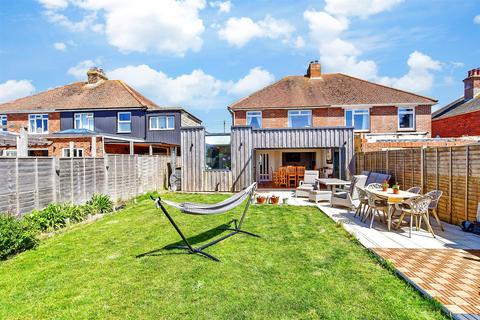 3 bedroom semi-detached house for sale, Nodes Road, Cowes PO31