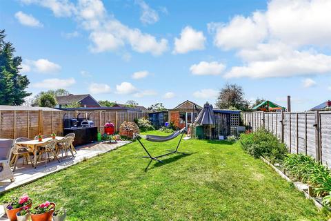 3 bedroom semi-detached house for sale, Nodes Road, Cowes PO31
