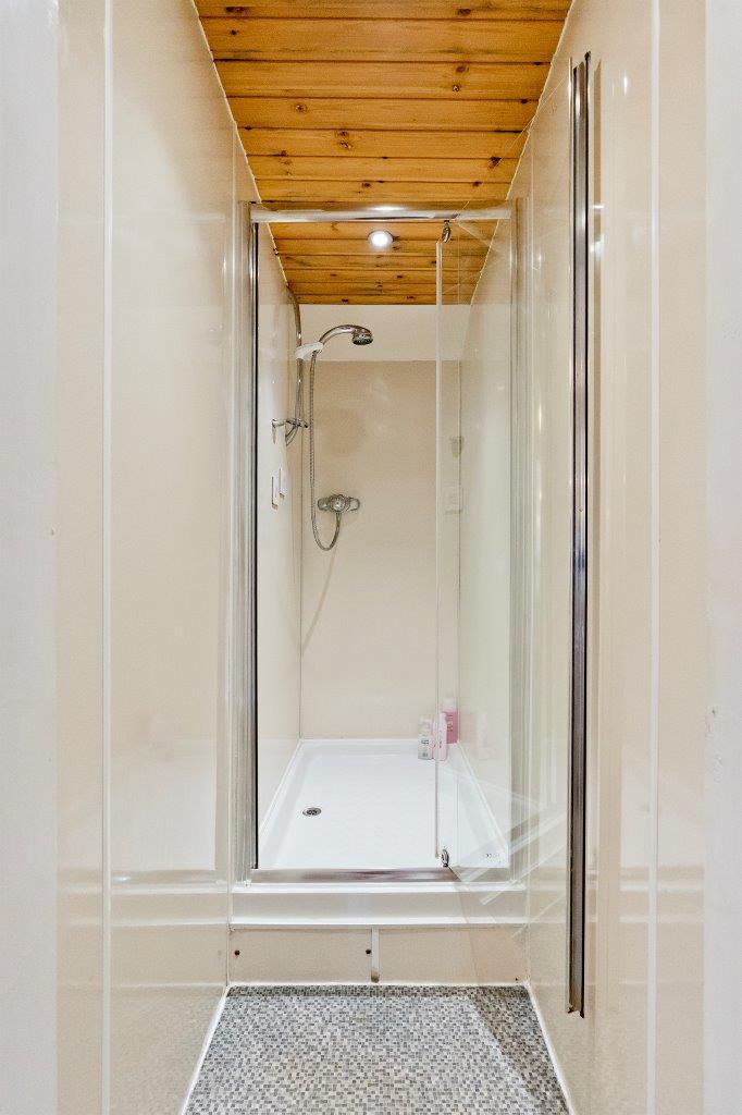 12. shower (3)