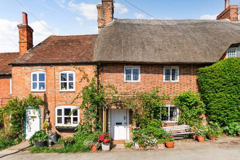 4 Back Lane, Great Bedwyn, Marlborough, SN8 3NX