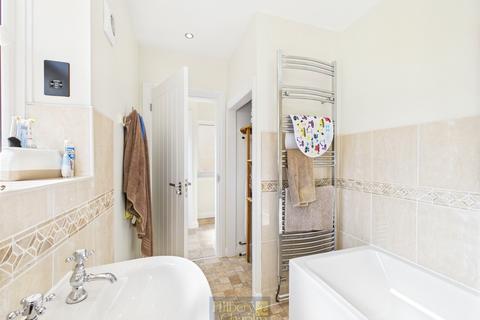 21 Basildon Drive, Basildon, SS15 5QN