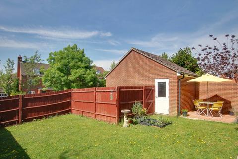 6 bedroom detached house for sale, North Baddesley, Southampton