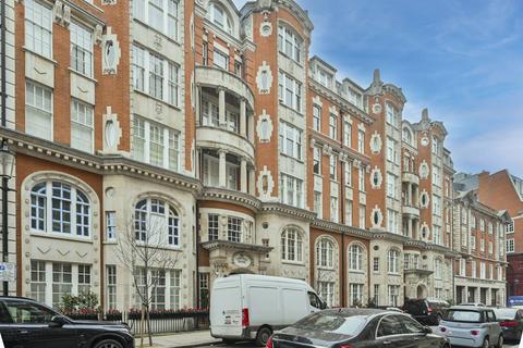 Basil Street, Knightsbridge, London, SW3