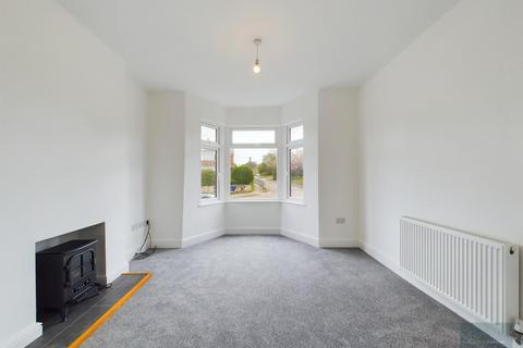3 bedroom semi-detached house to rent, Frome Road, Trowbridge BA14