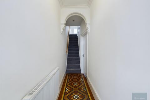 3 bedroom semi-detached house to rent, Frome Road, Trowbridge BA14