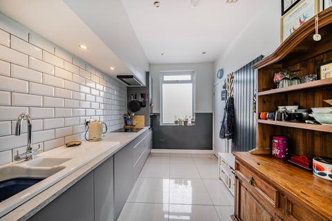 4 bedroom semi-detached house for sale, Monk Bridge Terrace, Leeds LS6
