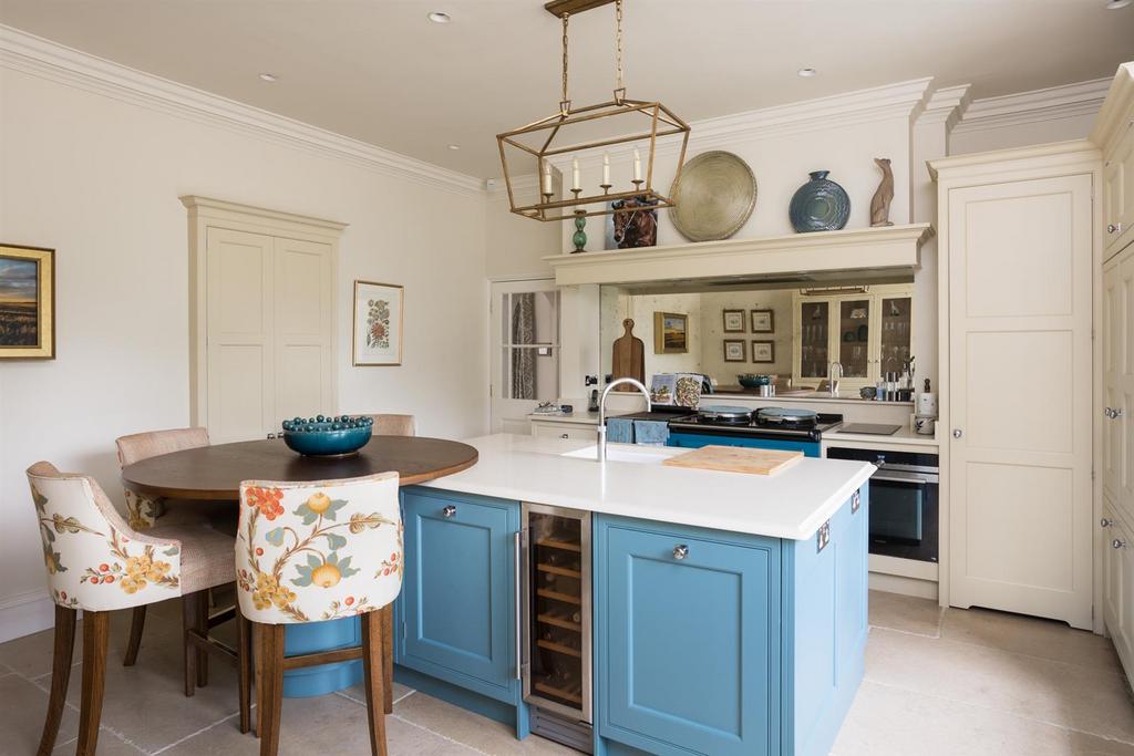 Kitchen Breakfast Room