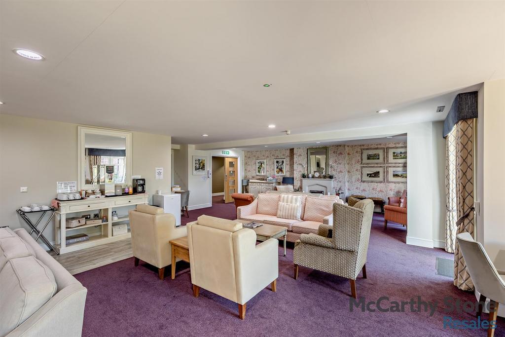 Homeowners Lounge
