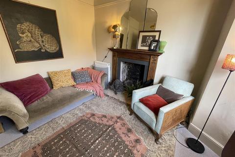 22 Ferry Road, Kidwelly, SA17 5BJ