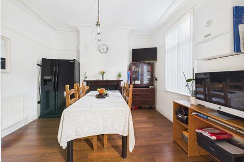 5 bedroom terraced house for sale, Heeley Bank Road, Heeley, S2 3GG