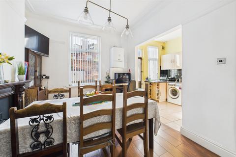 5 bedroom terraced house for sale, Heeley Bank Road, Heeley, S2 3GG