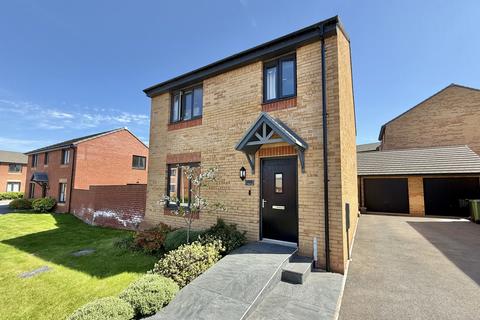 4 bedroom detached house for sale, Priest Close, Exeter, EX1