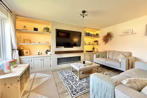 4 bedroom detached house for sale, Priest Close, Exeter, EX1