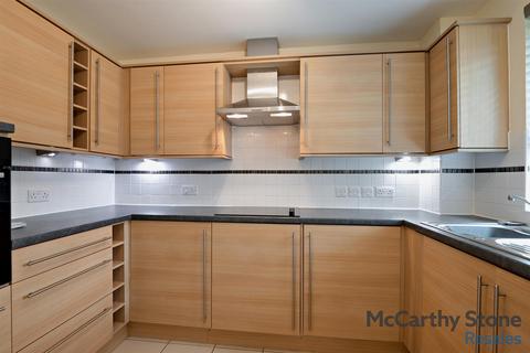 2 bedroom apartment for sale, St. Georges Road, Cheltenham