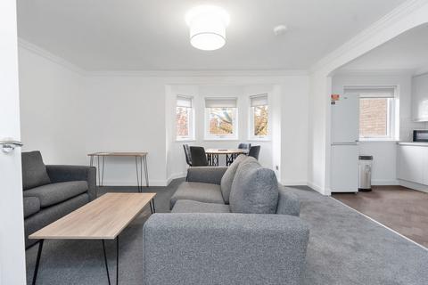 3 bedroom flat to rent, 0663L Murrayfield Road, Edinburgh, EH12 6ER