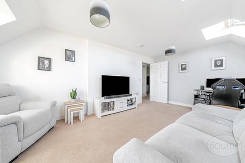 81 Coppice Square, Aldershot, GU12 4GD