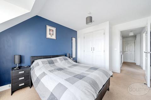 81 Coppice Square, Aldershot, GU12 4GD
