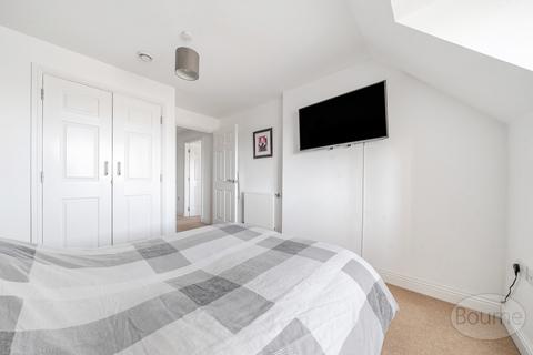 81 Coppice Square, Aldershot, GU12 4GD