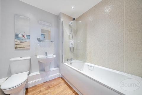 81 Coppice Square, Aldershot, GU12 4GD