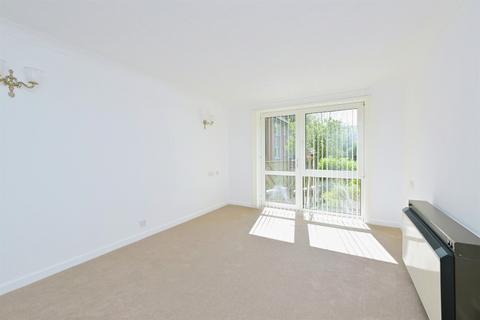 1 bedroom retirement property to rent, 8 Homewelland House, Leicester Road LE16