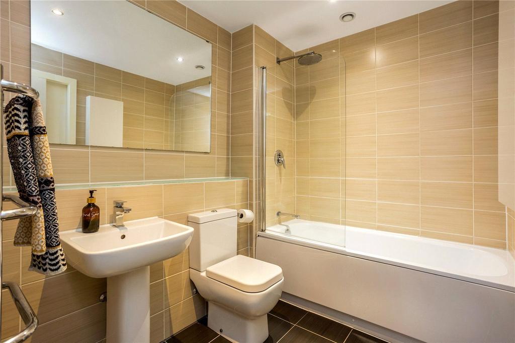 En Suite Bathroom