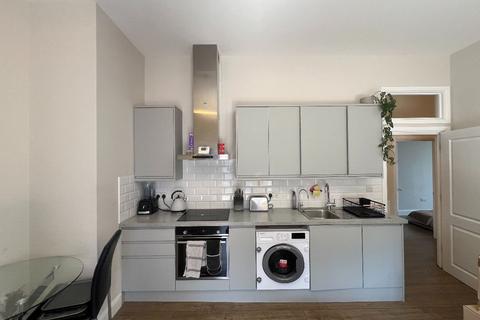 3 bedroom apartment to rent, Petunia Court