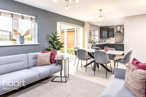 4 bedroom detached house for sale, The Luthier, Fobbing