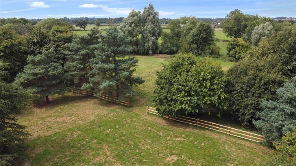 Paddock and views