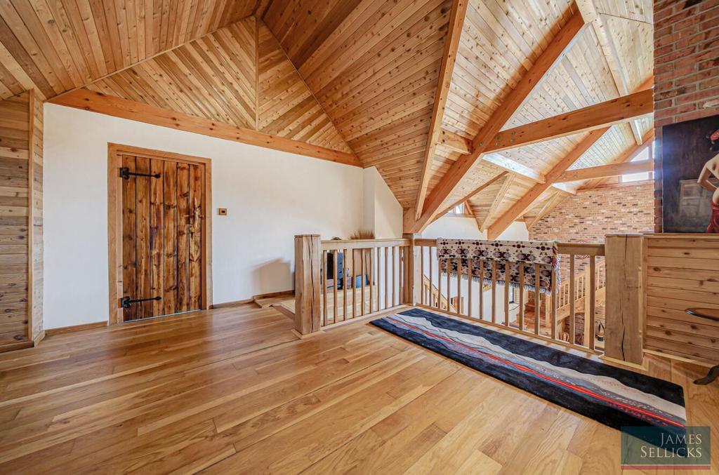 Galleried landing