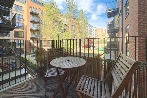 2 bedroom apartment to rent, Milles Square, London, SW9