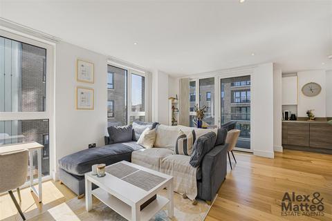 1 bedroom flat for sale, Marine Wharf, Surrey Quays