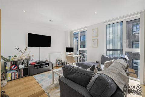 1 bedroom flat for sale, Marine Wharf, Surrey Quays