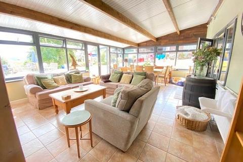 4 bedroom property with land for sale, Henllan Amgoed, Whitland