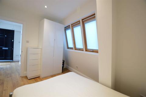 1 bedroom flat to rent, Finchley Road, London NW11