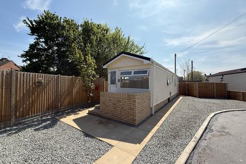 2 bedroom park home for sale, Great Yarmouth
