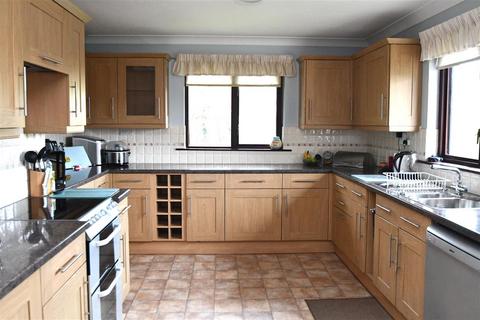 5 bedroom detached house for sale, Boslowick Road, Falmouth TR11