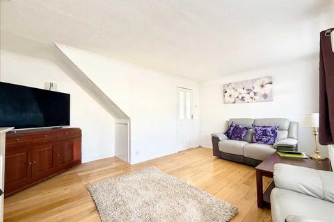 3 bedroom semi-detached house for sale, Hadleigh SS7