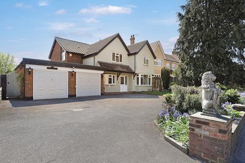 4 bedroom detached house for sale, London Road, Stanford Rivers, CM5