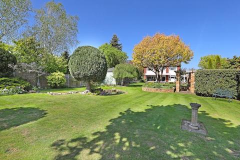 4 bedroom detached house for sale, London Road, Stanford Rivers, CM5