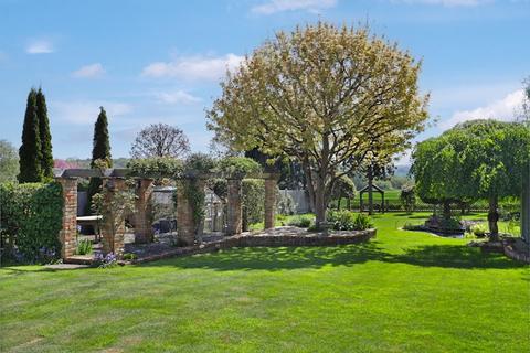 4 bedroom detached house for sale, London Road, Stanford Rivers, CM5