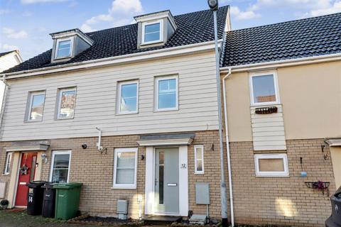 4 bedroom townhouse for sale, Silvo Road, Queen's Hills NR8