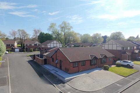 3 bedroom semi-detached bungalow for sale, Headingley Way, Bolton, BL3