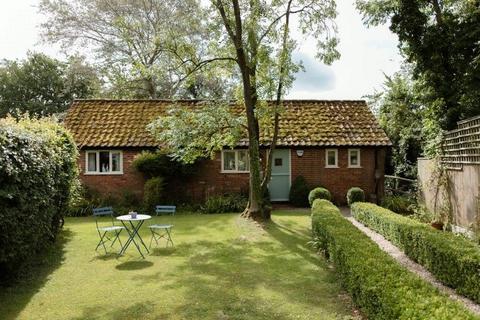 2 bedroom bungalow for sale, Creeting St. Mary, Ipswich, Suffolk