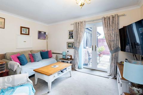 2 bedroom end of terrace house for sale, Brook Farm Court, Belmont, Hereford, HR2 7TY