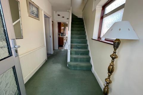 undefined, Masefield Avenue, Southall, UB1